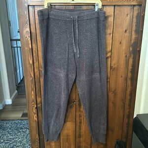 Barefoot Dreams cozychic ultra Light jogger, Size Xl